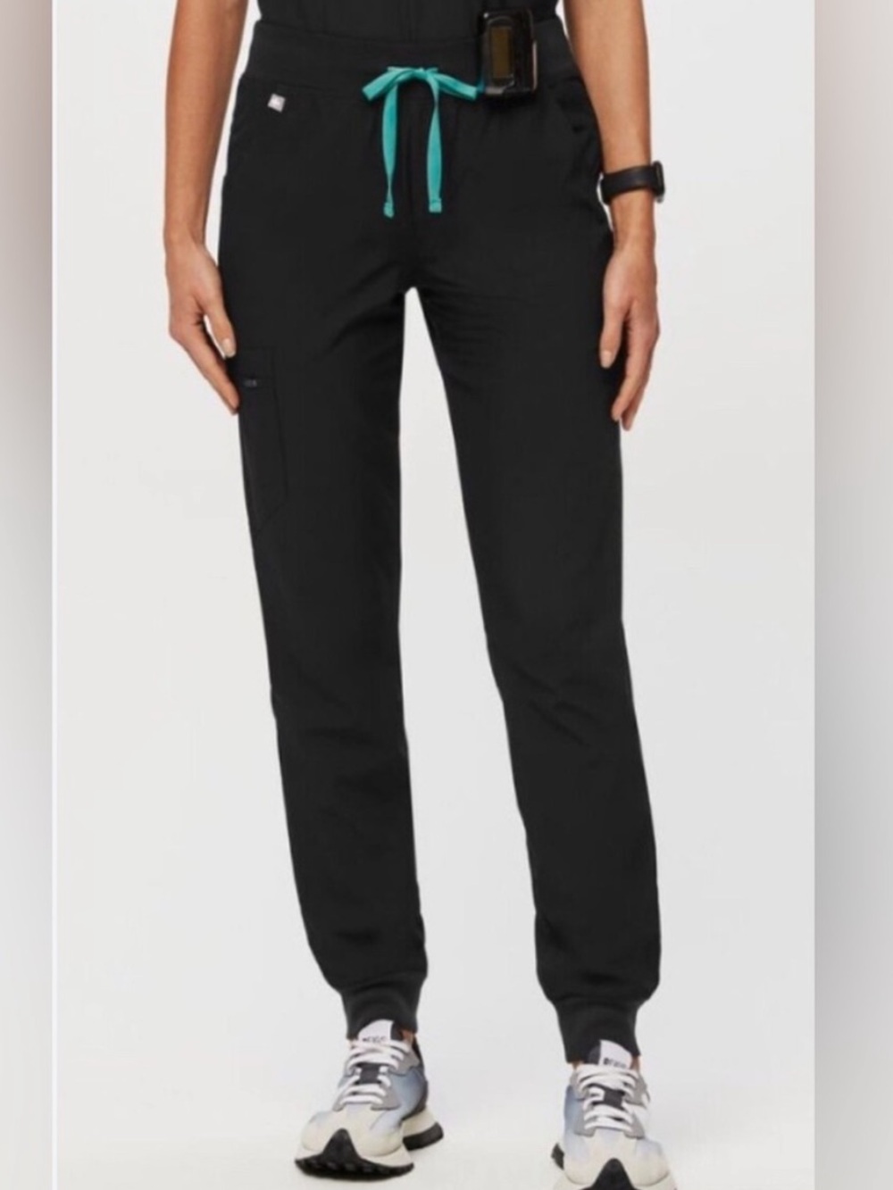 Figs FreeX Zamora Lined Jogger in Black Size Large Petite